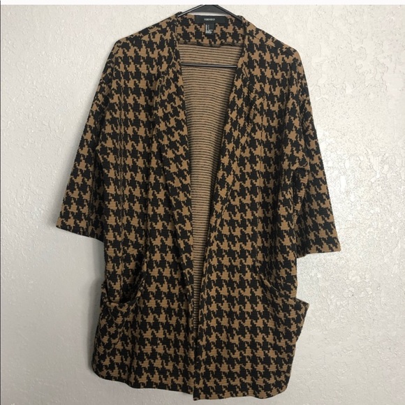 Forever 21 Sweaters - Forever 21 Black and Brown Houndstooth Open Cardigan